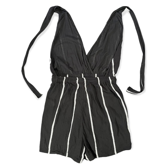 Volcom Coco Black and White Striped Halter Romper sz S - Picture 3 of 12